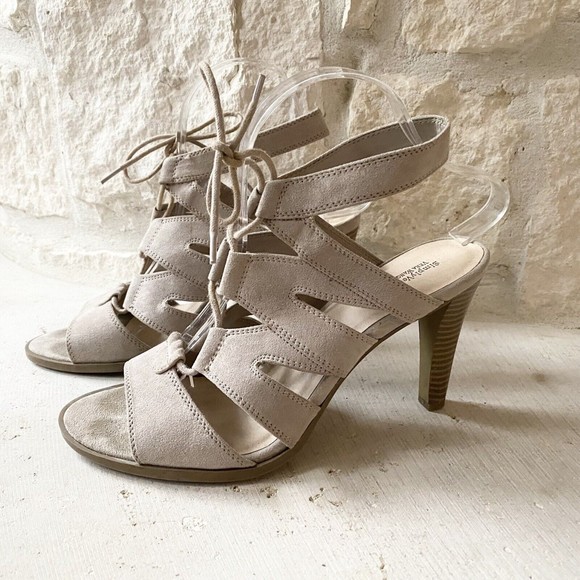 Simply Vera Vera Wang Shoes - Simply Vera Wang Strappy Heel Women's Size 6 Beige Lace up Sandal Shoes